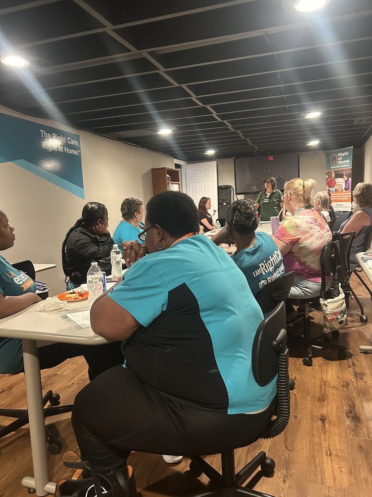 Right at Home - home care agency in St. Charles, MO