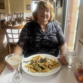 Goccia D'oro ll - Italian Near Me - Lindenhurst, New York
