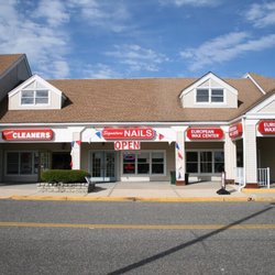 Signature Nails - We are located inside of the Raintree shopping center.