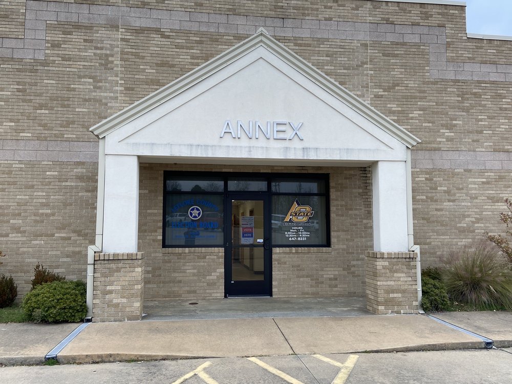 LEFLORE COUNTY ELECTION BOARD Public Services & Government 103 N