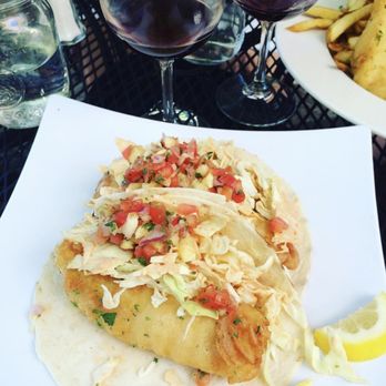 V Restaurant, Bistro & Bar - New American Near Me - Murphys, California