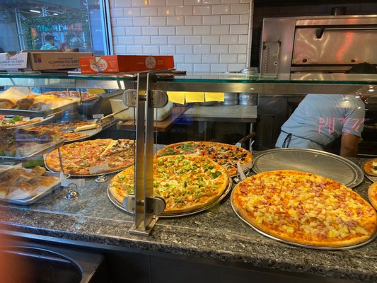 Carve: Unique Sandwiches & Pizza by null