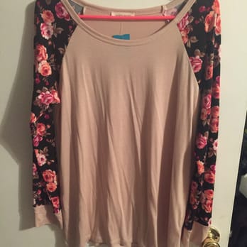GracieGene's Boutique - Flower long sleeve blouse - Accessories Near Me - San Antonio, Texas
