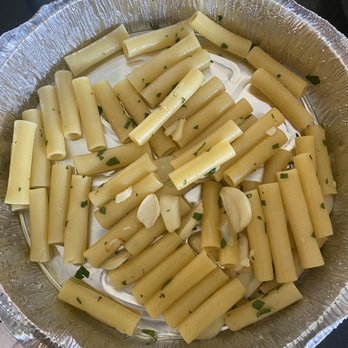 Ciao Bella - Penne with oil and garlic.. this is literally the amount of pasta they sent in the entree take out order. - Italian Near Me - Deerfield Beach, Florida