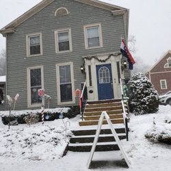 Prima Pop - Front and entrance
