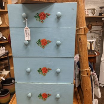 Kalamazoo Kitty Marketplace - Home Decor Near Me - Portage, Michigan