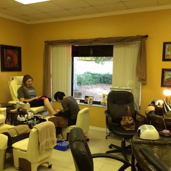 Bella Michelle Day Spa - Manicure and pedicure room - Skin Care Near Me - Clearwater, Florida Bella Michelle Day Spa - Manicure and pedicure room - Skin Care Near Me - Clearwater, Florida