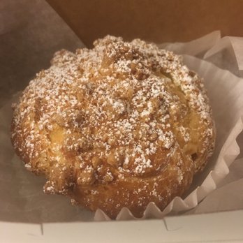 JW Pastry - Vanilla cream puff - Bakeries Near Me - Davie, Florida JW Pastry - Vanilla cream puff - Bakeries Near Me - Davie, Florida