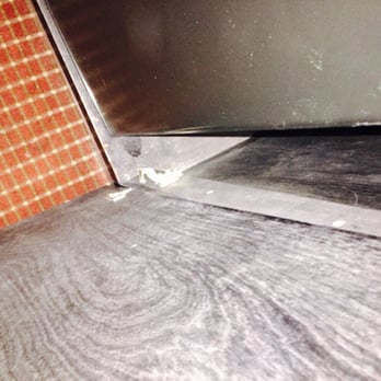 Quality Inn - Broken Closet Door. - Hotels Near Me - Chesapeake, Virginia Quality Inn - Broken Closet Door. - Hotels Near Me - Chesapeake, Virginia