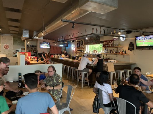 Lucky Pie Pizza & Taphouse by null