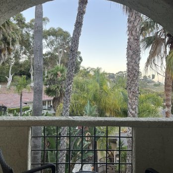Catalina Canyon Inn - Hotels Near Me - Avalon, California Catalina Canyon Inn - Hotels Near Me - Avalon, California