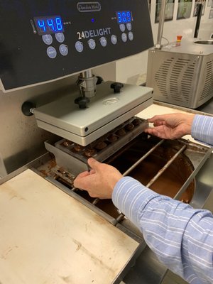 Ecuadorian Chocolate Factory by null