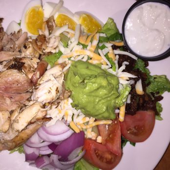 Q BBQ Public House - Smokehouse salad - Barbeque Near Me - Cambridge, Ontario Q BBQ Public House - Smokehouse salad - Barbeque Near Me - Cambridge, Ontario
