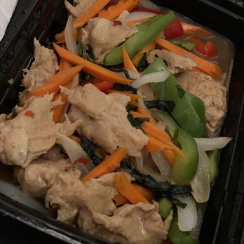 It's Thai Casual Dining - Pad Kra Prow with soy chicken - Thai Near Me - Los Angeles, California