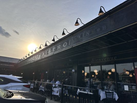 Georges French Bistro by null