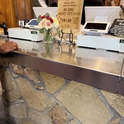 Schoepf's Bar-B-Que - Checkout counter