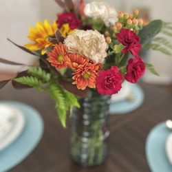 Liassandro’s House Of Flowers