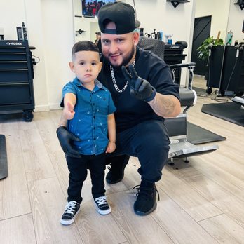 Paradise Barbershop - Barbers Near Me - Napa, California Paradise Barbershop - Barbers Near Me - Napa, California