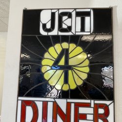 Jct 4 Diner