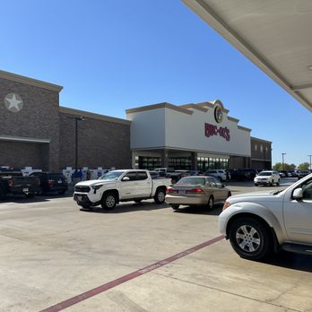Buc-ee’s - One of the two entrances to Buc-ee's. This one is across from their gas pumps. The other entrance is around the corner to the left. - Convenience Stores Near Me - Luling, Texas