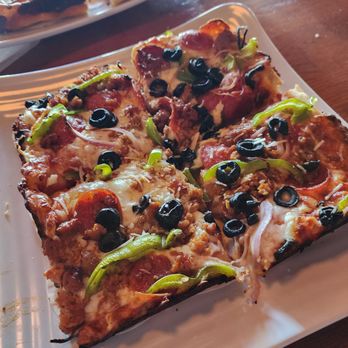 Oakshire Beer Hall - Hip to be Square... My perfect-looking supreme pizza. - Brewpubs Near Me - Portland, Oregon Oakshire Beer Hall - Hip to be Square... My perfect-looking supreme pizza. - Brewpubs Near Me - Portland, Oregon