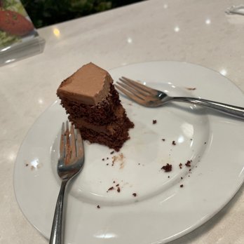Tarme Mediterranean Grill - This chocolate cake was so tasty! - Mediterranean Near Me - Glendale, California