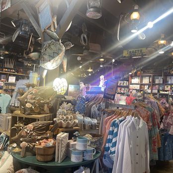 Cracker Barrel Old Country Store - Home Goods - Southern Near Me - Clive, Iowa Cracker Barrel Old Country Store - Home Goods - Southern Near Me - Clive, Iowa
