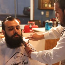 Beach Cities Shave Spa - Beard trim