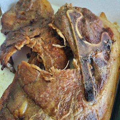 Smokey Pig Bar-B-Q by null
