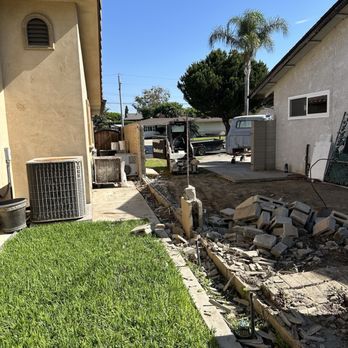 AA Pushcrete - Block wall being constructed - Masonry/Concrete Near Me