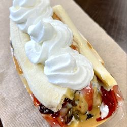 Scoops & Slices - Banana Split