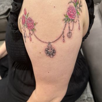 Studio Tattoo - Peonies, tulips, charms - Tattoo Near Me - Henderson, Nevada Studio Tattoo - Peonies, tulips, charms - Tattoo Near Me - Henderson, Nevada