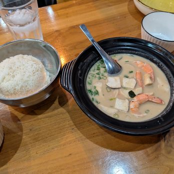 Plern Thai Cafe - Thai Near Me - Lake Forest, California Plern Thai Cafe - Thai Near Me - Lake Forest, California