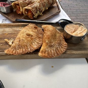 Virtue + Vice - Wonderful choices and delicious nibbles! - Cocktail Bars Near Me - Danville, California