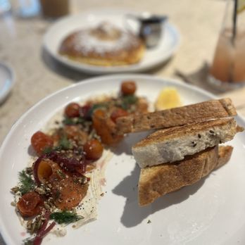 Paperboy East - Lox plate - Coffee & Tea Near Me - Austin, Texas Paperboy East - Lox plate - Coffee & Tea Near Me - Austin, Texas