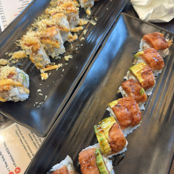 Sumo AYCE Sushi - Jackpot Roll + Tiger Roll - Japanese Near Me - Honolulu, Hawaii