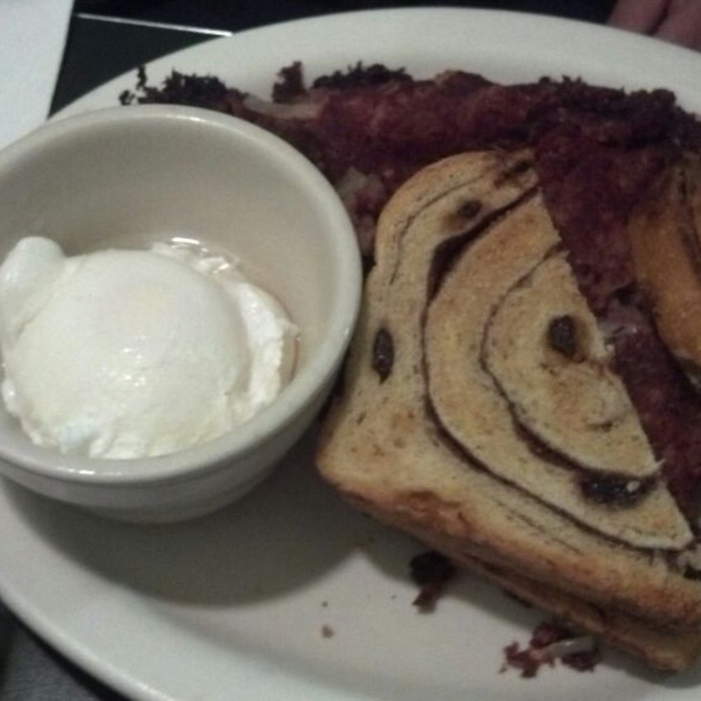 Lou Roc's Diner - Hash and eggs - Diners Near Me - Worcester, Massachusetts
