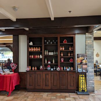 la Madeleine - Foyer - Bakeries Near Me - katy, Texas la Madeleine - Foyer - Bakeries Near Me - katy, Texas