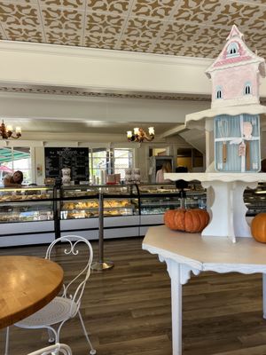 Mortensen's Danish Bakery by null