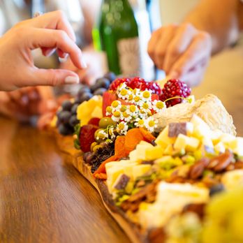 Privé Wine Tours - Wine Tours Near Me - Temecula, California Privé Wine Tours - Wine Tours Near Me - Temecula, California