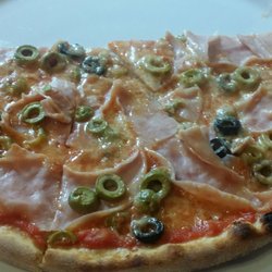 Pizzeria Antonio - Olivová pizza