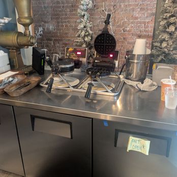 Strawberry Place - Breakfast & Brunch Near Me - Nyack, New York Strawberry Place - Breakfast & Brunch Near Me - Nyack, New York