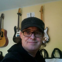 Jon Mulvey Guitar Instruction - Working on an arrangement