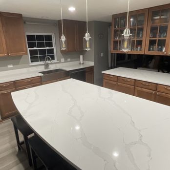 New Stone Design - Quartz in 'Michelangelo' selection - Kitchen & Bath Near Me - Schaumburg, Illinois