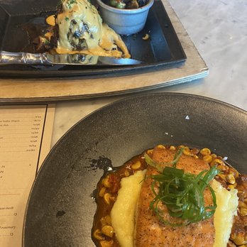 6Smith - Salmon & steak - Seafood Near Me - Wayzata, Minnesota