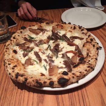Pizzeria Libretto Danforth - The duck confit  pizza that we ordered.  Yummy!! - Pizza Near Me - Toronto, Ontario