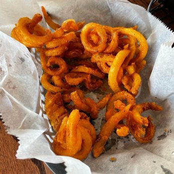 Papa Saverio's Pizzeria - Curly Fries - Italian Near Me - Crystal Lake, Illinois