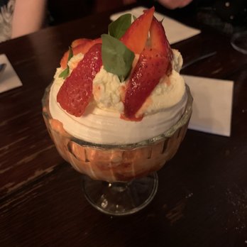 The Grenadier - Eton Mess - Pubs Near Me - London, XGL