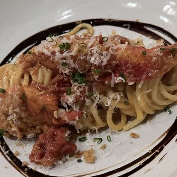 Hawks Public House - Lobster & Spaghetti Fra Diavolo - New American Near Me - Sacramento, California Hawks Public House - Lobster & Spaghetti Fra Diavolo - New American Near Me - Sacramento, California