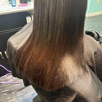 Elegant Styles - Trimmed and looking good! - Hair Salons Near Me - Milford, Delaware Elegant Styles - Trimmed and looking good! - Hair Salons Near Me - Milford, Delaware